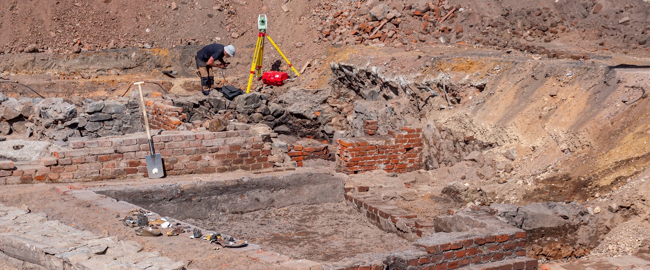 Kiedy na budowie muszą być przeprowadzone prace archeologiczne?