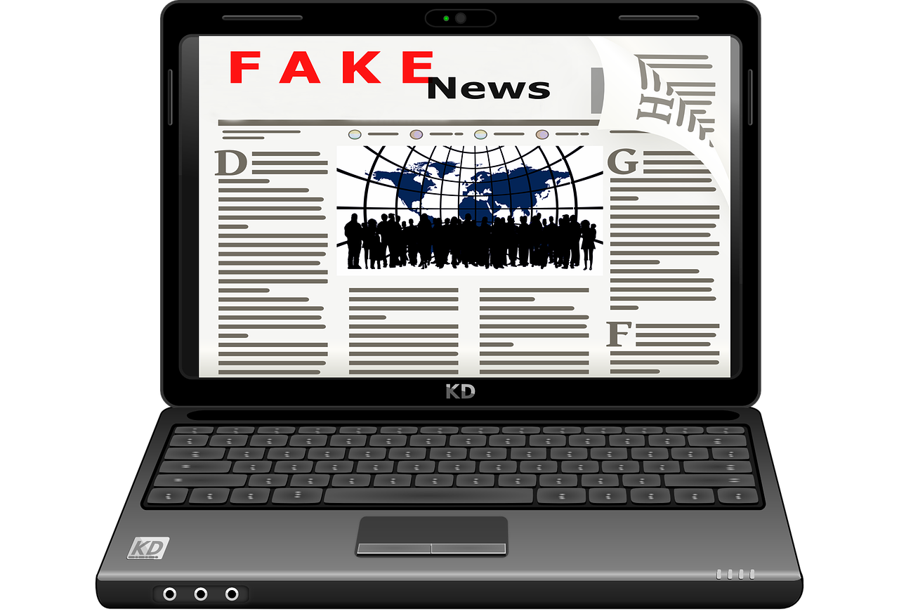 Informacje w dobie fake newsów – jak je weryfikować?