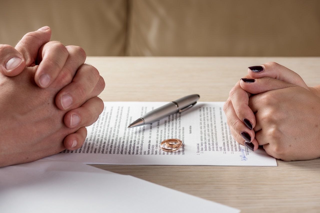 Czy pomoc adwokata podczas rozprawy rozwodowej jest niezbędna?